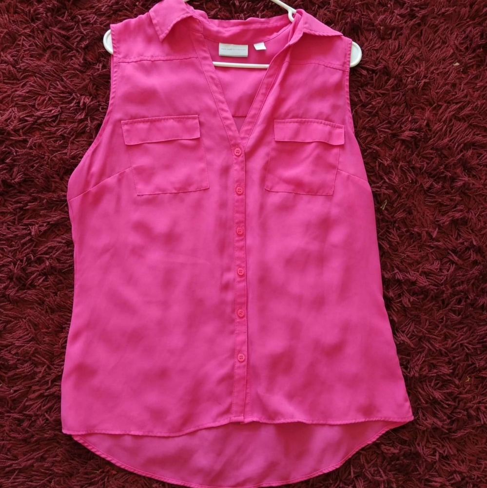 NY & CO Pink sheer sleeveless